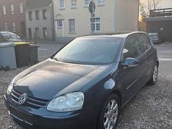 Blau Gebraucht 2006 VW Golf V Sportline Limousine | 1.200 € (Guter Preis)