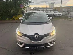 Grau Gebraucht 2020 Renault Grand Scénic IV Van / Kleinbus | 11.900 € (Fairer Preis)