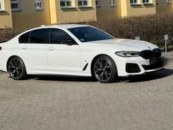 Weiß Gebraucht 2022 BMW 520 M Sport Limousine | 42.500 € (Teuer)