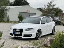 Weiß Gebraucht 2007 Audi RS4 Exclusive Kombi | 39.900 € (Etwas zu teuer)