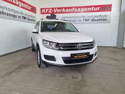 Weiß Gebraucht 2012 VW Tiguan Trendline SUV | 11.980 € (Etwas zu teuer)
