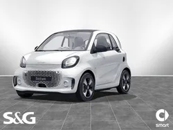 Weiß Gebraucht 2021 Smart ForTwo Electric Drive Kleinwagen | 10.890 € (Etwas zu teuer)