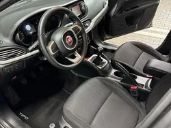 Grau Gebraucht 2017 Fiat Tipo Easy Limousine | 8.499 € (Fairer Preis)