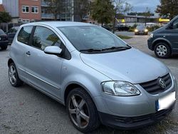 Grau Gebraucht 2010 VW Fox Kleinwagen | 2.099 € (Fairer Preis)