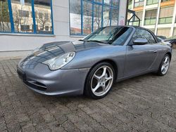 Grau Gebraucht 2002 Porsche 911 Carrera 4 Cabriolet Cabrio | 31.996 € (Teuer)