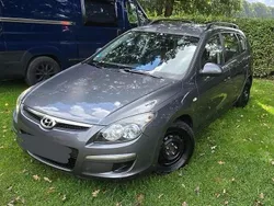 Grau Gebraucht 2010 Hyundai i30 Kombi | 5.500 € (Teuer)