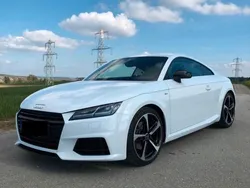 Weiß Gebraucht 2016 Audi TT Ambiente Coupé | 24.900 € (Etwas zu teuer)