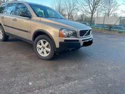 Gold Gebraucht 2004 Volvo XC90 SUV | 4.200 € (Etwas zu teuer)