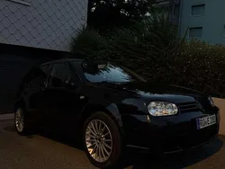 Schwarz Gebraucht 2001 VW Golf IV Limousine | 3.500 €