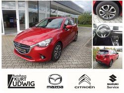 Rubinrot metallic Gebraucht 2016 Mazda 2 Nakama Kleinwagen | 9.900 € (Fairer Preis)