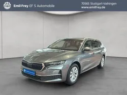 Graphite grey metallic Gebraucht 2024 Skoda Octavia Selection Kombi | 27.890 € (Superpreis)