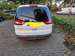 Weiß Gebraucht 2011 Ford Galaxy Van / Kleinbus | 7.000 €