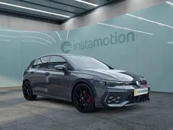 Grau Gebraucht 2024 VW Golf VIII GTI Limousine | 41.229 € (Guter Preis)