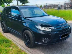 Schwarz Gebraucht 2017 Mitsubishi Outlander Edition SUV | 14.950 € (Fairer Preis)