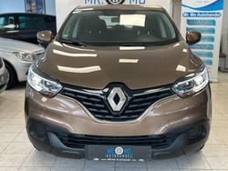 Braun Gebraucht 2018 Renault Kadjar Life SUV | 12.499 € (Fairer Preis)