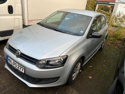Silber Gebraucht 2009 VW Polo Kleinwagen | 6.000 €
