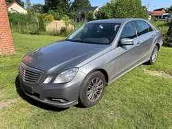 Silber Gebraucht 2010 Mercedes E250 Elegance Limousine | 12.900 € (Fairer Preis)