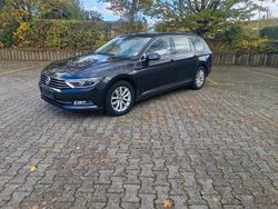 Grau Gebraucht 2018 VW Passat Kombi | 14.500 € (Fairer Preis)