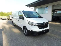 Weiß Gebraucht 2022 Renault Trafic Komfort Van | 19.900 € (Guter Preis)