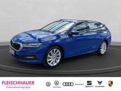 Blau Gebraucht 2022 Skoda Octavia Ambition Kombi | 18.980 € (Guter Preis)