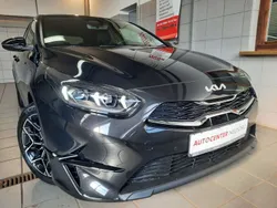 Schwarz Neu 2025 Kia Ceed 3 Limousine | 23.900 € (Superpreis)