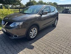 Grau Gebraucht 2014 Nissan Qashqai Acenta SUV | 11.900 € (Fairer Preis)