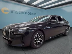 Schwarz Gebraucht 2024 BMW 740 Limousine | 97.349 €