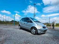Silber Gebraucht 2001 Mercedes A160 Kleinwagen | 2.500 € (Teuer)