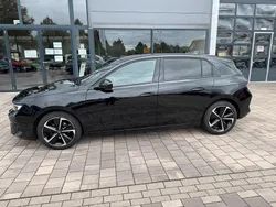 Schwarz Gebraucht 2024 Opel Astra GS Line Limousine | 25.870 € (Fairer Preis)