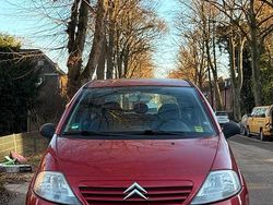 Rot Gebraucht 2003 Citroën C3 Kleinwagen | 500 € (Superpreis)