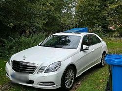 Weiß Gebraucht 2010 Mercedes E350 Limousine | 15.500 € (Etwas zu teuer)