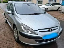 Grau Gebraucht 2004 Peugeot 307 Kleinwagen | 3.500 € (Fairer Preis)