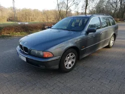 Grau Gebraucht 1999 BMW 520 Kombi | 1.000 € (Fairer Preis)