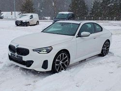 Weiß Gebraucht 2023 BMW 230 Sport Line Coupé | 26.200 € (Superpreis)