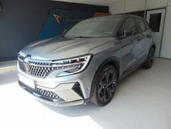 Grau Gebraucht 2023 Renault Austral Iconic Esprit Alpine SUV | 32.990 € (Guter Preis)