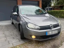 Grau Gebraucht 2010 VW Golf VI Limousine | 6.300 € (Fairer Preis)