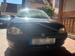 Violet Gebraucht 1997 Opel Corsa Kleinwagen | 700 € (Fairer Preis)