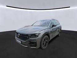 Siliziumgrau metallic Gebraucht 2021 VW Touareg R-line SUV | 54.855 € (Fairer Preis)