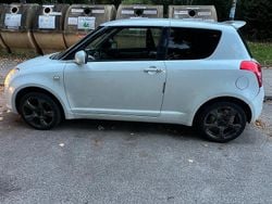 Weiß Gebraucht 2009 Suzuki Swift Kleinwagen | 2.400 € (Teuer)