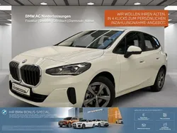 Weiß Gebraucht 2024 BMW 216 Active Tourer Luxury Line Van / Kleinbus | 29.480 € (Teuer)