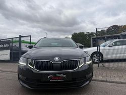 Schwarz Gebraucht 2020 Skoda Octavia Soleil Kombi | 20.900 € (Fairer Preis)