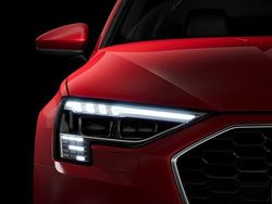 Rot Gebraucht 2021 Audi A3 Sportback e-tron S-Line Limousine | 22.999 € (Superpreis)