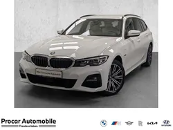 Weiß Gebraucht 2022 BMW 330e M Sport Kombi | 34.980 € (Fairer Preis)