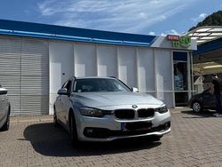Silber Gebraucht 2016 BMW 318 Sport Line Kombi | 10.999 € (Guter Preis)
