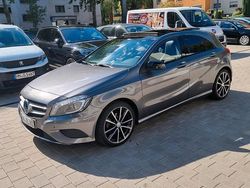 Grau Gebraucht 2015 Mercedes A180 Limousine | 11.100 € (Fairer Preis)