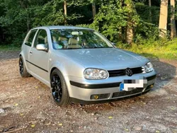 Silber Gebraucht 2001 VW Golf IV Limousine | 950 € (Fairer Preis)