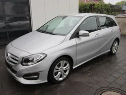 Silber Gebraucht 2016 Mercedes B180 Van / Kleinbus | 13.650 € (Guter Preis)