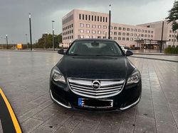 Grün Gebraucht 2013 Opel Insignia Limousine | 7.300 € (Fairer Preis)