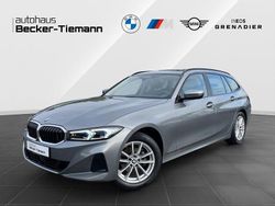 Skyscraper grau Gebraucht 2023 BMW 318 Sport Line Kombi | 29.911 € (Fairer Preis)