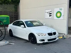 Weiß Gebraucht 2011 BMW 330 Performance Coupé | 18.000 € (Teuer)